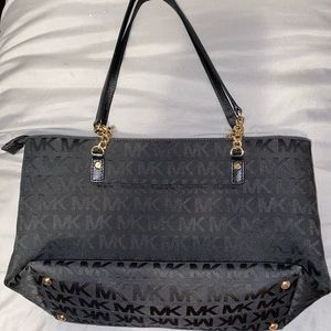 Gently used Micheal Kors Tote
